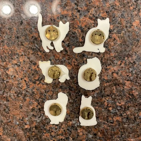 Cute Cat Button Covers! - Picture 8 of 10